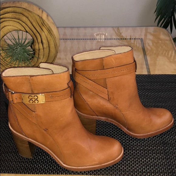 Coach Kasandra Leather Mid-Ankle Boots SZ 6 NEW - Picture 2 of 8